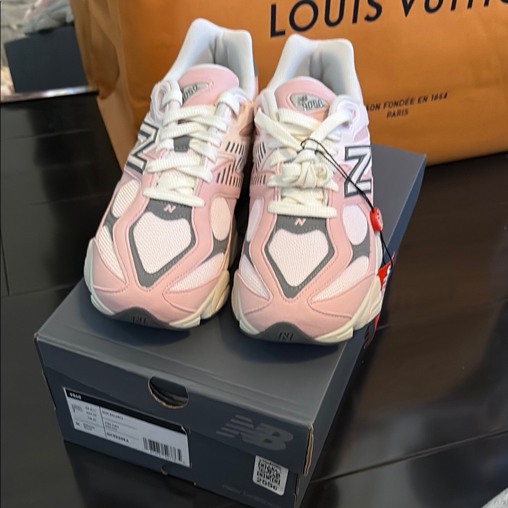 New Balance Women's Pink Sneakers